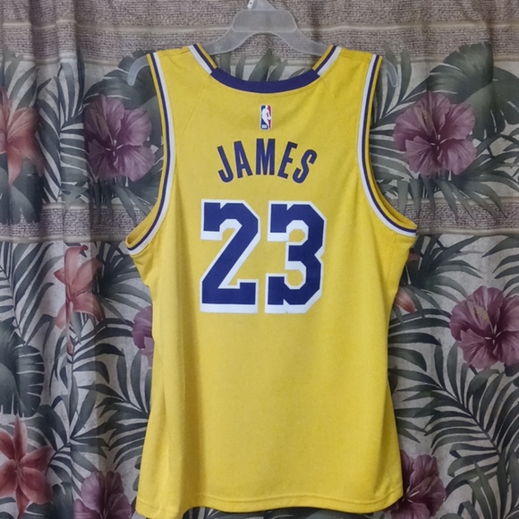 Nike LeBron James Swingman jersey - Picture 2 of 4